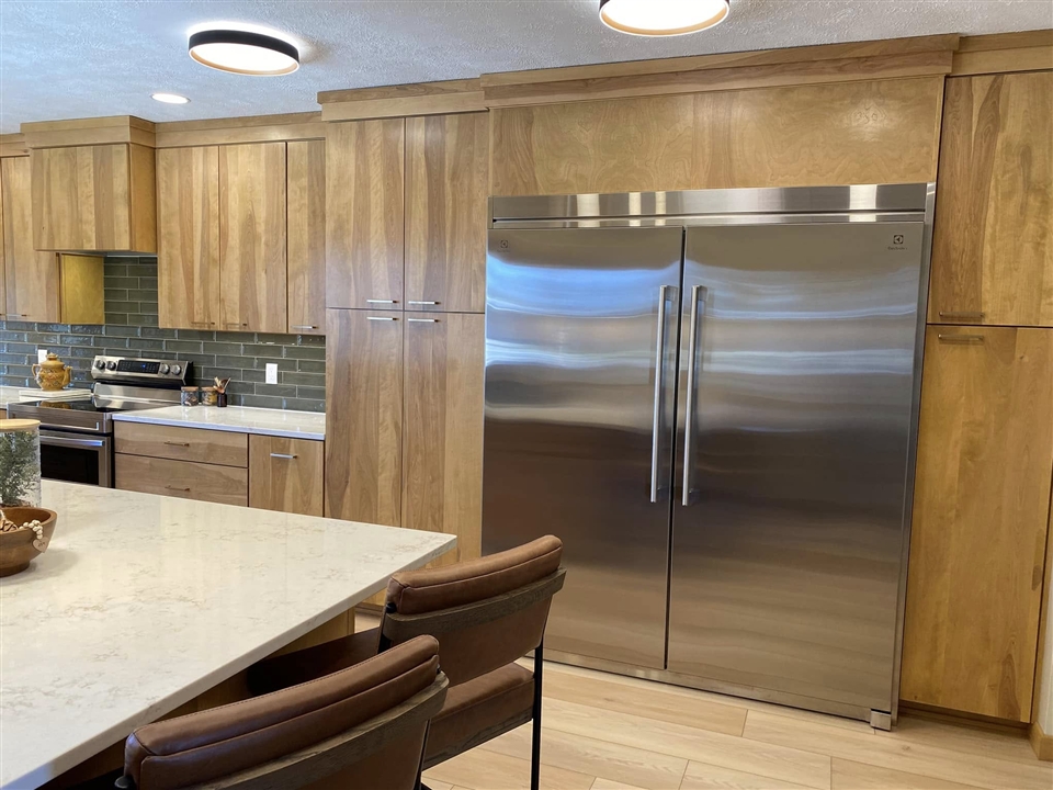 Large kitchen working area